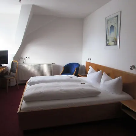 Ratsstube 3*